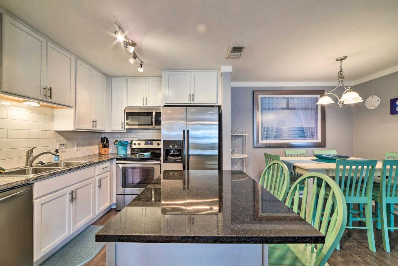 Port Aransas Condo With Outdoor Pool - Pets Welcome! Mustang Beach 外观 照片