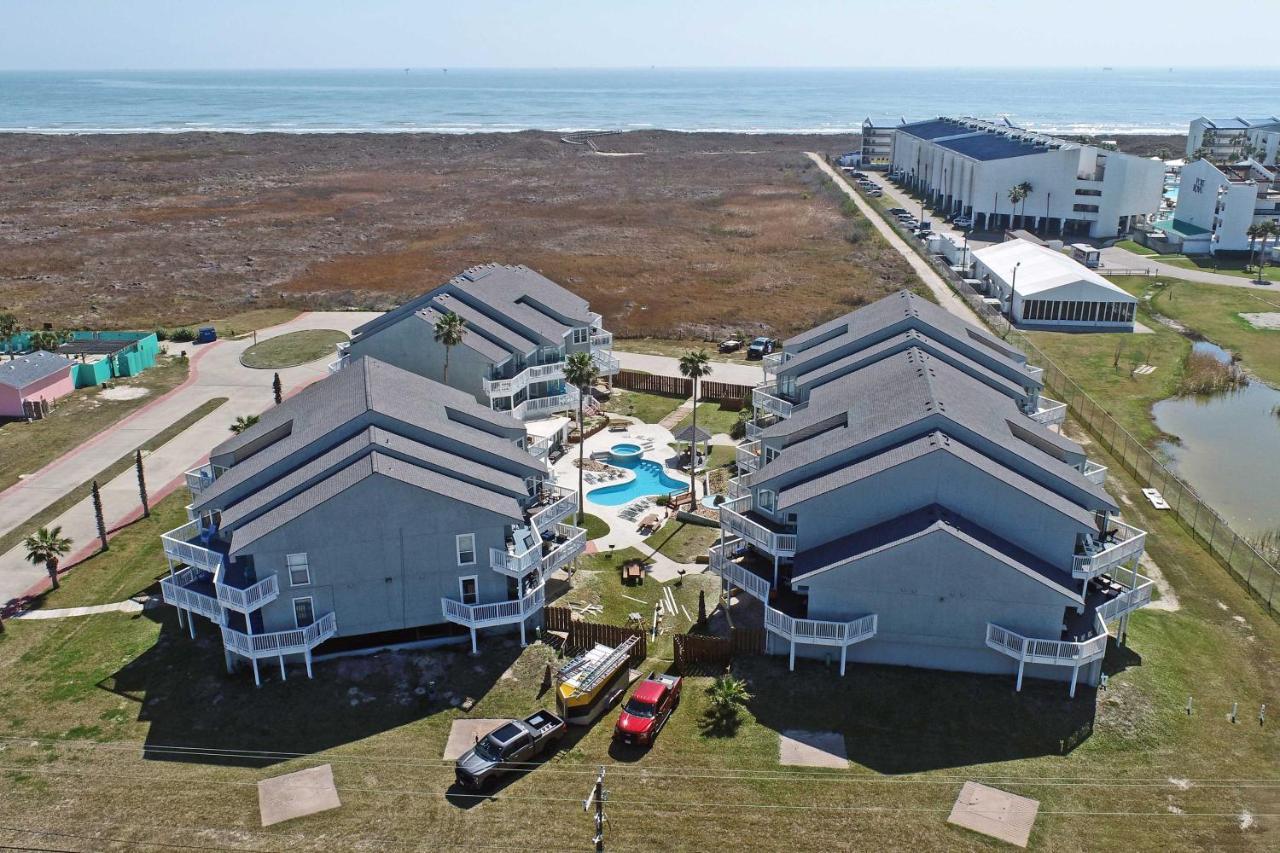 Port Aransas Condo With Outdoor Pool - Pets Welcome! Mustang Beach 外观 照片